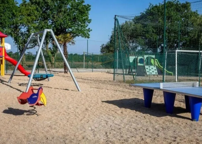 Mobil-home Avec Terrasse Pour 7 Personnes - Api-1-52-524