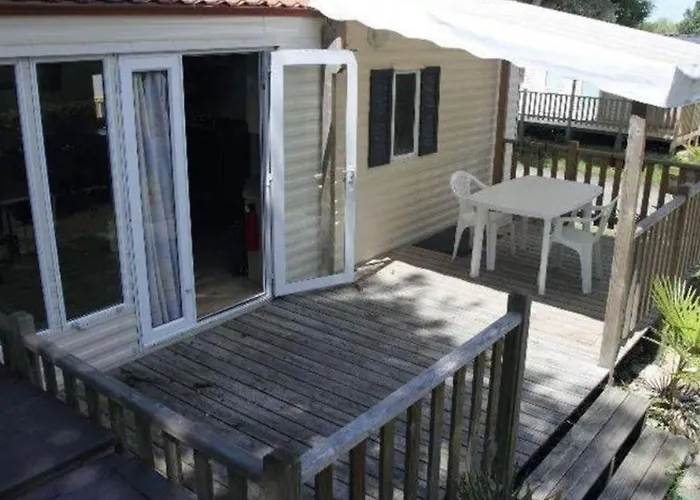 Mobil-home Avec Terrasse Pour 7 Personnes - Api-1-52-524 Camping