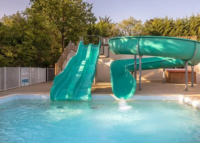 Mobil-home Avec Terrasse Pour 7 Personnes - Api-1-52-524 *