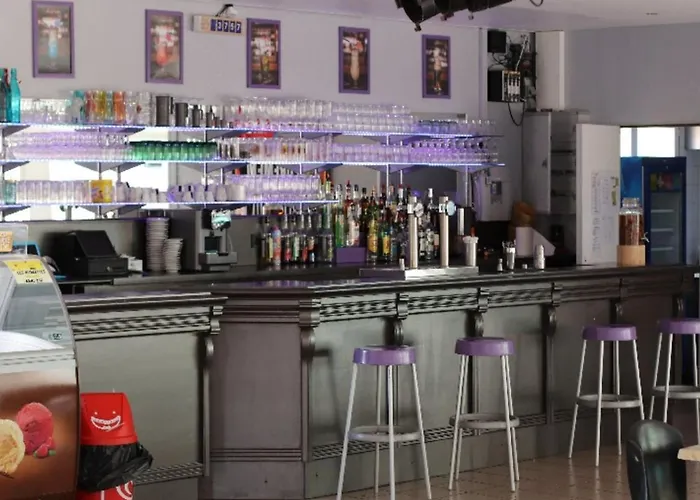 Mobil-home Avec Terrasse Pour 7 Personnes - Api-1-52-524 Camping