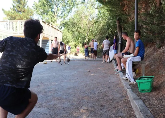 Mobil-home Avec Terrasse Pour 7 Personnes - Api-1-52-524 *