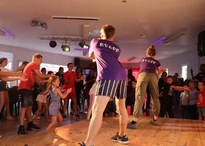 Mobil-home Avec Terrasse Pour 7 Personnes - Api-1-52-524